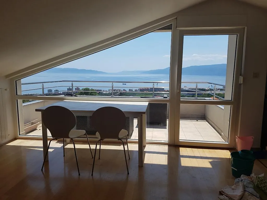 Peachy House Lägenhet Rijeka